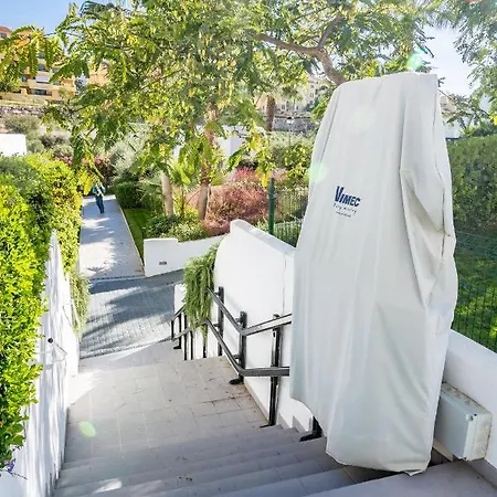 Gh2-family Friendly Apt In Estepona