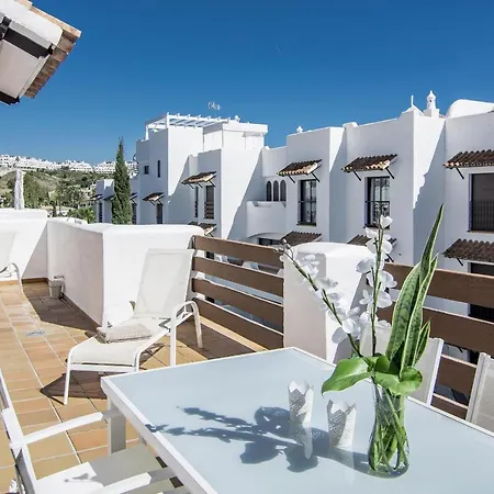 Gh2-family Friendly Apt In Estepona